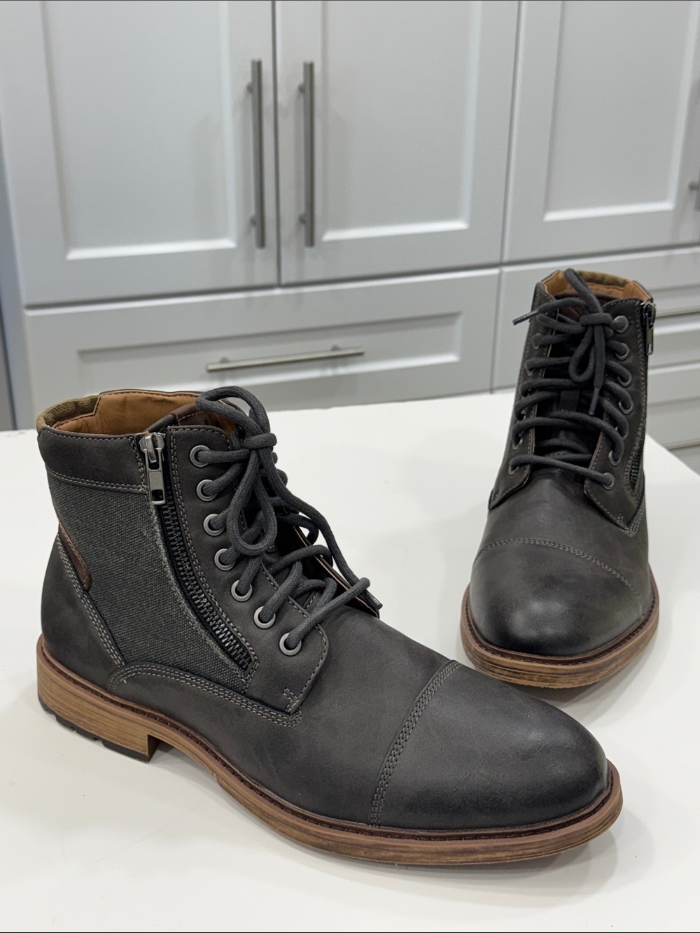 🥾Denver Hayes Men’s Cap Toe Lace-Up Side Zip Boots | Size 9.5 US | Grey